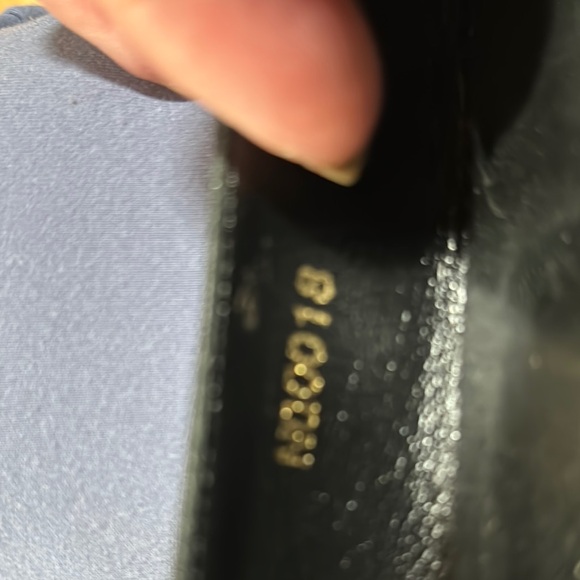 Louis Vuitton Women's Black Ballet Flats - Picture 6 of 7